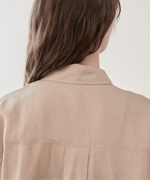 ANGIE（アンジー）の「半袖 シアー シャツ（シャツ/ブラウス・レディース・ライトグレー/ベージュ/スミクロ/オフホワイト・FREE）」の19枚目の写真