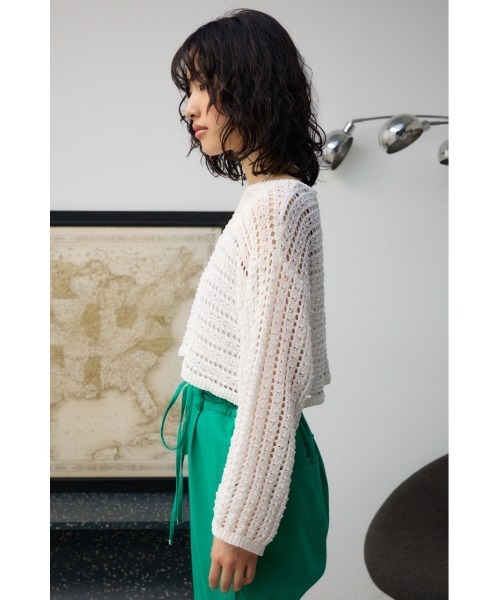AZUL by moussy(アズールバイマウジー)の「クロップドクロシェニットトップス(ニット/セーター・レディース・ブラック/ブルー/オフホワイト・FREE)」の12枚目の写真