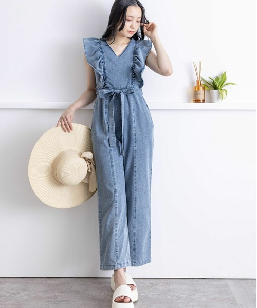 clear（クリア）の「デニムフリルロンパース（つなぎ/オールインワン