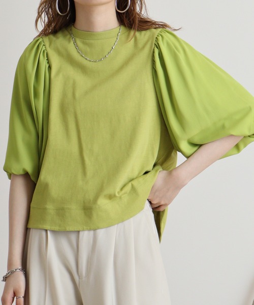 atONE(アットワン)の「atONE 袖口ボリューム布帛切替プルオーバー(Tシャツ/カットソー・レディース・ライトグリーン/グレー系その他/ブラック/オフホワイト/ブルー・M)」の4枚目の写真