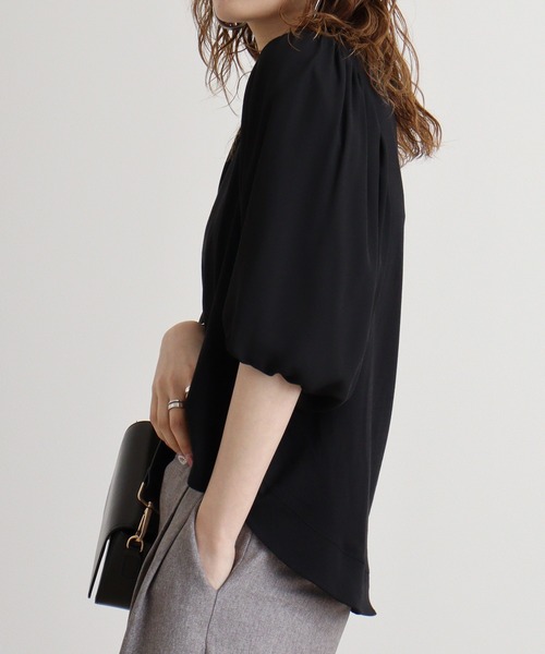 atONE(アットワン)の「atONE 袖口ボリューム布帛切替プルオーバー(Tシャツ/カットソー・レディース・ライトグリーン/グレー系その他/ブラック/オフホワイト/ブルー・M)」の13枚目の写真