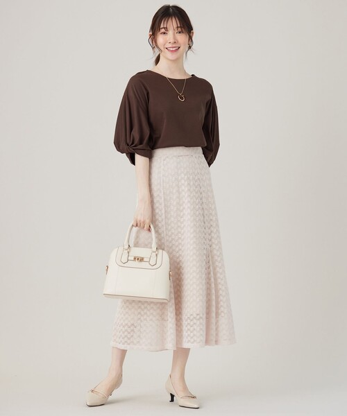 ANY SIS（エニィスィス）の「シルケットスムースツイストスリーブ カットソー（Tシャツ/カットソー・レディース・ブラック系/ダークブラウン系/パープル系/パイングリーン系・2）」の7枚目の写真