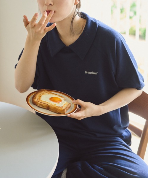 BROKEN BASE(ブロークンベース)の「S/S 襟付きワンポイント刺繍スウェット(Tシャツ/カットソー・メンズ・ブラック/ブルー/オートミール/ネイビー・MEDIUM/LARGE)」の3枚目の写真
