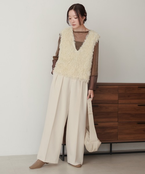 Bab(バブ)の「袖シアーラメベーシックカットソートップス(Tシャツ/カットソー・レディース・ブラック/ブルー/ブラウン/ベージュ/チャコールグレー/ピンク・FREE)」の19枚目の写真