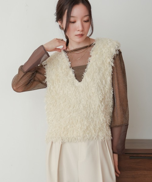 Bab(バブ)の「袖シアーラメベーシックカットソートップス(Tシャツ/カットソー・レディース・ブラック/ブルー/ブラウン/ベージュ/チャコールグレー/ピンク・FREE)」の18枚目の写真