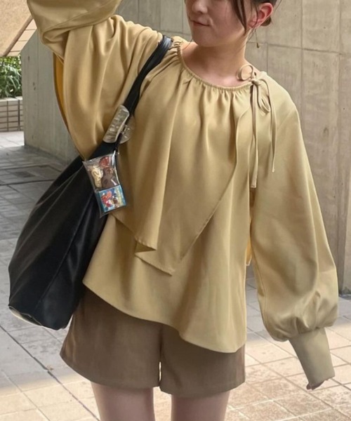 raffime（ラフィミー）の「バルーンスリーブケープフリルブラウス（シャツ/ブラウス・レディース・アイボリー/モカ/マスタード・フリー）」の5枚目の写真