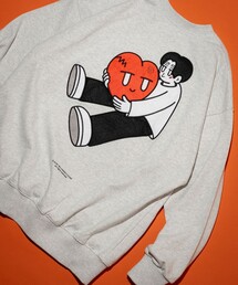Kurt Wu/カート ウー two side hug heart 刺繍 CREW SWEAT/刺繍デザイン クルーネックスウェット