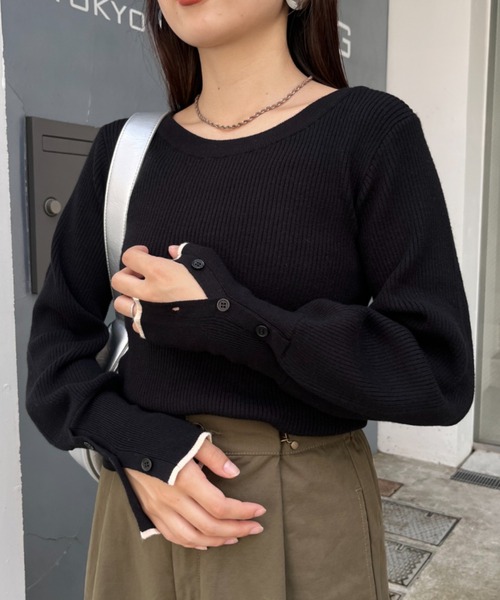 CIAOPANIC TYPY（チャオパニックティピー）の「ボリュームスリーブ袖ボタンニット（ニット/セーター・レディース・レッド/ピンク/ライトグレー/グレー/オフホワイト/サックスブルー/ブラック/ネイビー・ONE SIZE）」の12枚目の写真