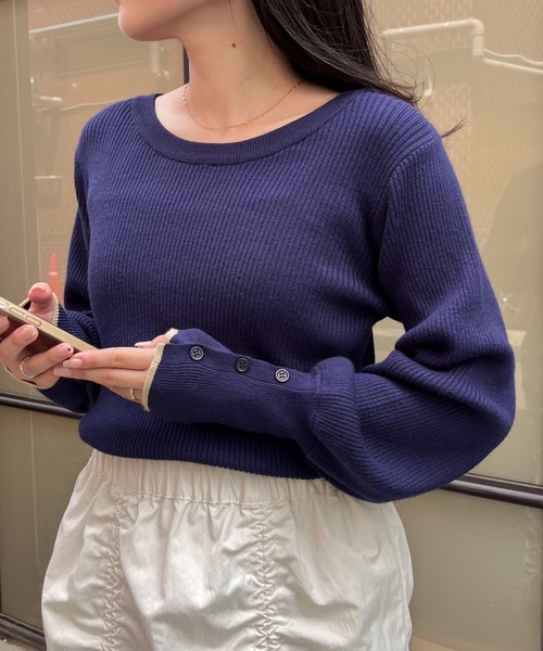 CIAOPANIC TYPY（チャオパニックティピー）の「ボリュームスリーブ袖ボタンニット（ニット/セーター・レディース・レッド/ピンク/ライトグレー/グレー/オフホワイト/サックスブルー/ブラック/ネイビー・ONE SIZE）」の22枚目の写真