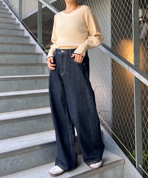 CIAOPANIC TYPY（チャオパニックティピー）の「ボリュームスリーブ袖ボタンニット（ニット/セーター・レディース・レッド/ピンク/ライトグレー/グレー/オフホワイト/サックスブルー/ブラック/ネイビー・ONE SIZE）」の11枚目の写真