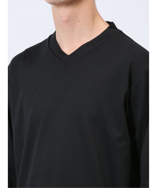TAKA-Q(タカキュー)の「Tシャツ メンズ 長袖 ストレッチ 綿 コットン 無地 Vネック ドレスT(Tシャツ/カットソー・メンズ・ダークウッド/イエロー/ブラック/ホワイト・LARGE/X-LARGE/S/MEDIUM)」の21枚目の写真