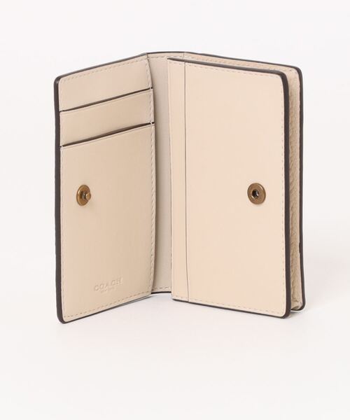 COACH(コーチ)の「エッセンシャル ビジネス カード ケース(名刺入れ・レディース・ホワイト系その他・ONE)」の4枚目の写真