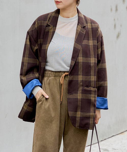 WHIMSIC(ウィムジック)の「【UNISEX】シアーニットプルオーバー(ニット/セーター・レディース・グレー/ブラウン/ネイビー・FREE)」の7枚目の写真