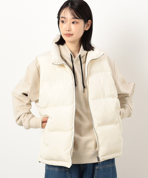 Purple&Yellow（パープルアンドイエロー）の「ポリエステルタフタ中綿ベスト（ベスト・メンズ・アイボリー/ブラック・SMALL/MEDIUM/LARGE）」の7枚目の写真