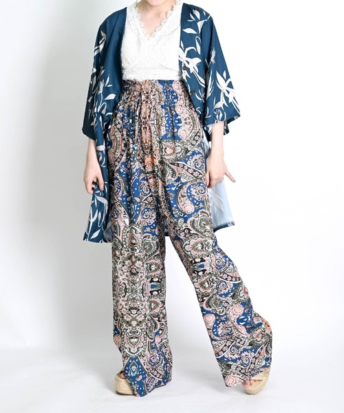 MARAI（マーライ）の「エスニック柄 ワイドフレアパンツ こなれ感（その他パンツ・レディース・ベージュ/ホワイト/レッド/グリーン/ネイビー・FREE）」の4枚目の写真