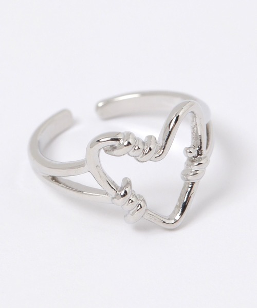 FOREVER 21(フォーエバー トゥエンティーワン)の「ハートリング(リング・レディース・シルバー・FREE)」の3枚目の写真