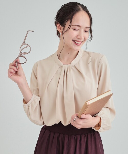 DRESKIP（ドレスキップ）の「◆【洗える/通勤/セレモニー】 ボウタイ風ブラウス（シャツ/ブラウス・レディース・オフホワイト/ベージュ/ブラック/ライトブルー・03/04/02）」の3枚目の写真