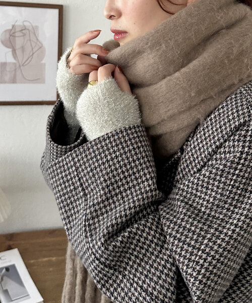 DISCOAT（ディスコート）の「ラメシャギーグローブ（アームカバー・レディース・アイボリー/ブラック・FREE）」の21枚目の写真