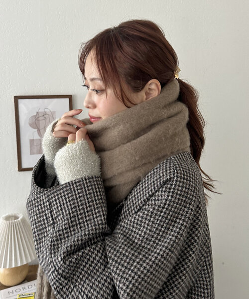 DISCOAT（ディスコート）の「ラメシャギーグローブ（アームカバー・レディース・アイボリー/ブラック・FREE）」の22枚目の写真