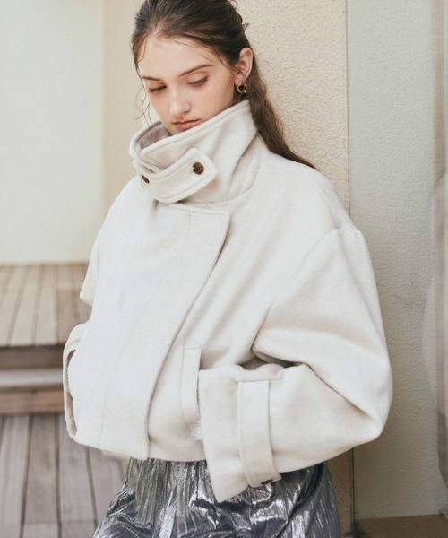 archives（アルシーヴ）の「ジップスタンドショートコート（その他アウター・レディース・アイボリー/グレー/ブラック・MEDIUM）」の4枚目の写真