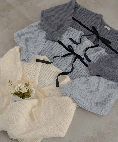 Ambre Neige（アンブルネージュ）の「ベロアリボンニットカーディガン/WEB/EC限定商品（カーディガン/ボレロ・レディース・アイボリー/チャコールグレー/ライトグレー・FREE）」の4枚目の写真