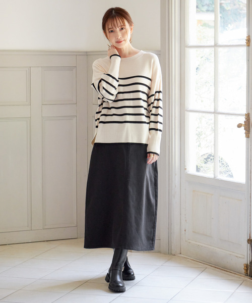 ikka(イッカ)の「【親子コーデ】クリーミーサイドスリットニット(ニット/セーター・レディース・ミント/ベージュ/ダークラベンダー/オフホワイト/グレー/チャコールグレー・M/L/S)」の12枚目の写真