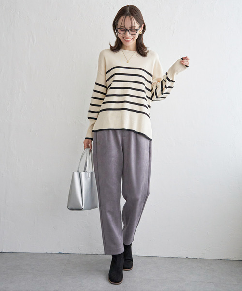 ikka(イッカ)の「【親子コーデ】クリーミーサイドスリットニット(ニット/セーター・レディース・ミント/ベージュ/ダークラベンダー/オフホワイト/グレー/チャコールグレー・M/L/S)」の15枚目の写真