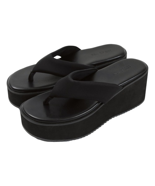 SEA DRESS（シードレス）の「厚底ラウンドトゥトングサンダル（サンダル・レディース・ブラック/ホワイト系その他・LL/L/M/S）」の5枚目の写真