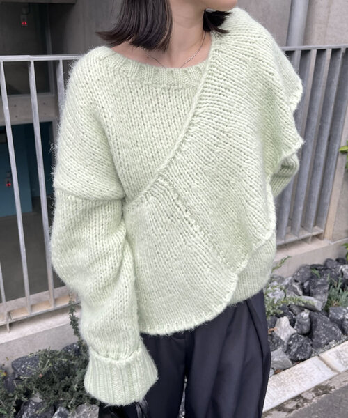 mline（エムライン）の「[mline]ビッグ襟ニット（パーカー・レディース・チャコールグレー/グリーン/ピンク・FREE）」の14枚目の写真