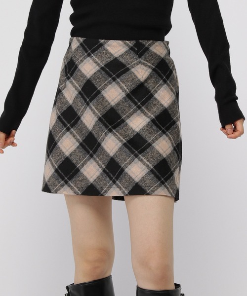 3.3 Field Trip （3.3フィールドトリップ）の「3.3 Field Trip／台形チェックスカート（裏地あり）（スカート・レディース・ブラック/レッド・FREE）」の6枚目の写真