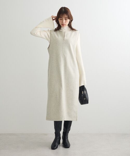 Green　Parks（グリーンパークス）の「圧縮ポンチ合皮パイピングジャンスカ（ジャンパースカート・レディース・アイボリー/ダークグリーン・FREE）」の16枚目の写真