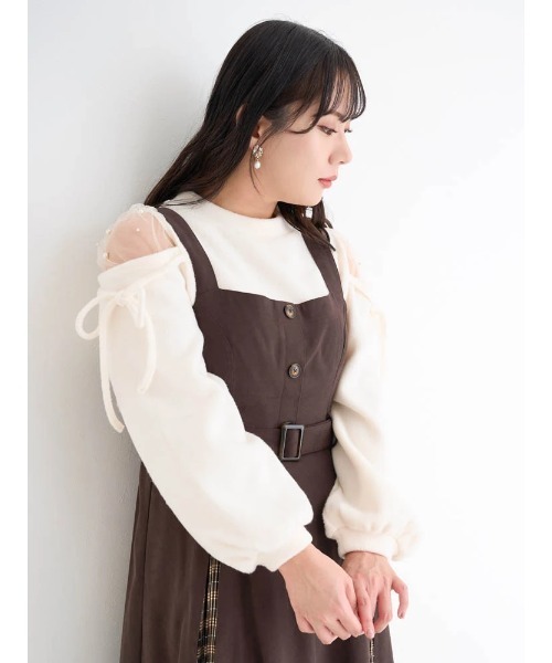 Re-J&SUPURE(リジェイアンドスプル)の「【大きいサイズ】肩チュールシアーパール付き起毛リブトップス(ニット/セーター・レディース・ピンク/オフホワイト/ブラック・XX-LARGE/X-LARGE)」の5枚目の写真