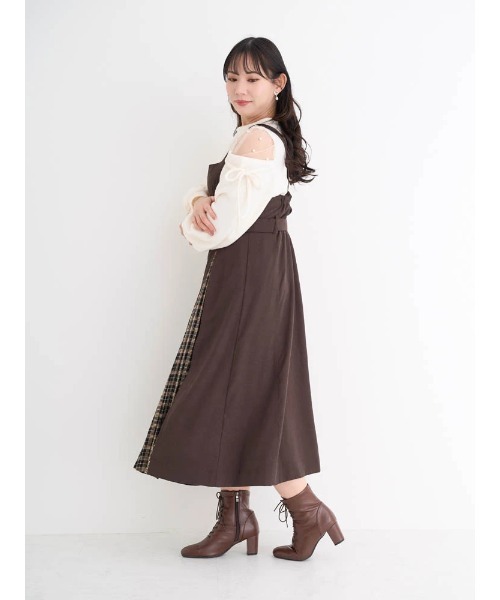 Re-J&SUPURE(リジェイアンドスプル)の「【大きいサイズ】肩チュールシアーパール付き起毛リブトップス(ニット/セーター・レディース・ピンク/オフホワイト/ブラック・XX-LARGE/X-LARGE)」の11枚目の写真