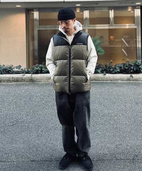 CONVERSE（コンバース）の「CONVERSE(コンバース)【メンズ】切替中綿ベスト（ベスト・メンズ・ライトグレー/ブラック/ベージュ/ブラウン/オリーブ/ブルー・XL/L/M）」の8枚目の写真