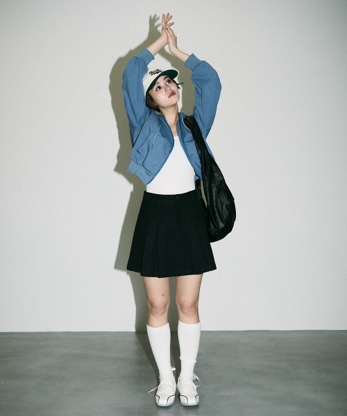 Clum(クルム)の「color synthetic leather shoulder bag / カラー合成皮革ショルダーバッグ(ショルダーバッグ・レディース・ブラック/ワインレッド・FREE)」の7枚目の写真
