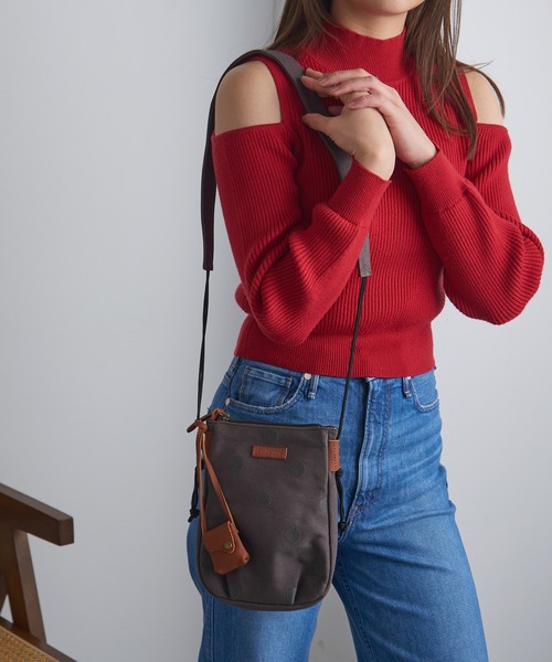 toleur(トーラ)の「【toleur】ドット刺繍ミニサコッシュ 11952 ※(ショルダーバッグ・レディース・カーキ/ブルー/ダークグレー/ライトグレー・FREE)」の3枚目の写真