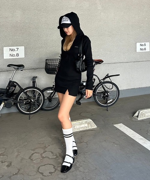 ACLENT（アクレント）の「フーデットリブミニドレス（ワンピース