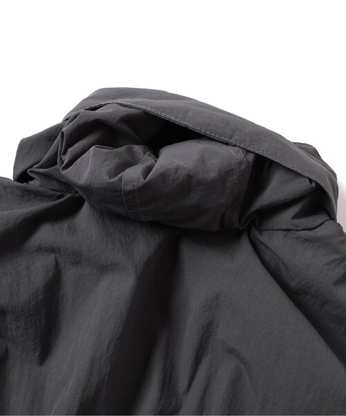 BREEZE（ブリーズ）の「【ジュニア対応】チュールペプラムブルゾン（ナイロンジャケット・キッズ・チャコール/アイボリー・80/100/110/130/120/90/140）」の3枚目の写真