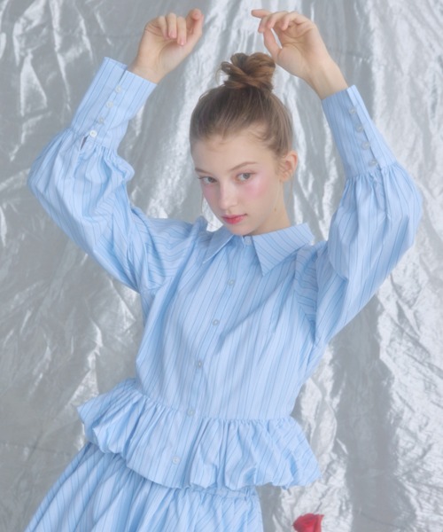 monepine（モネピネ）の「peplum balloon shirt/ペプラムバルーン