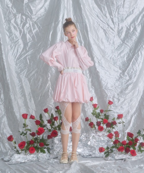 monepine（モネピネ）の「peplum balloon shirt/ペプラムバルーン