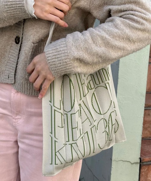 KNT365(ケイエヌティサンロクゴ)の「Knitty LOVE and PEACE(トートバッグ・レディース・ピンク/ベージュ/ブラック/レッド・FREE)」の6枚目の写真