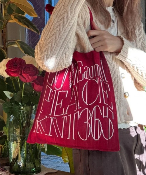KNT365(ケイエヌティサンロクゴ)の「Knitty LOVE and PEACE(トートバッグ・レディース・ピンク/ベージュ/ブラック/レッド・FREE)」の13枚目の写真