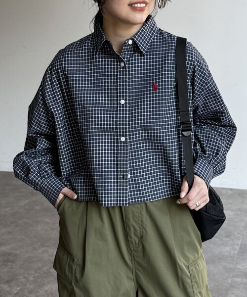 U.S. POLO ASSN.(ユーエスポロアッスン)の「クロップドシャツ(シャツ/ブラウス・レディース・ブラウン/グリーン/レッド/ネイビー・FREE)」の4枚目の写真