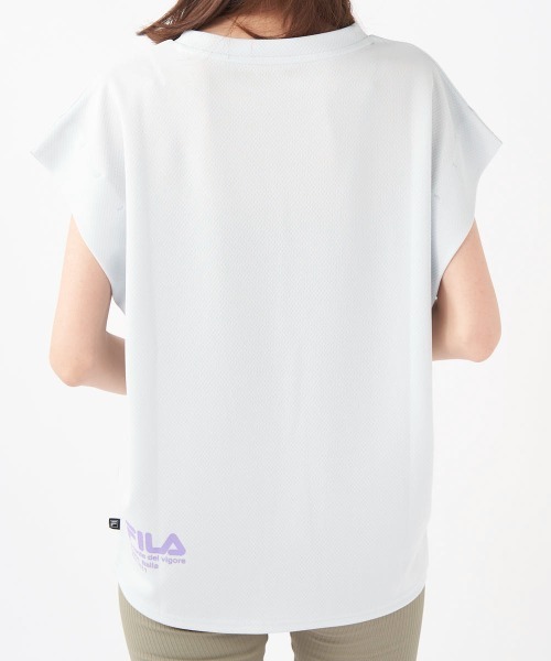 FILA（フィラ）の「【水陸両用】2重袖フレンチＴシャツ（Tシャツ/カットソー・レディース・サックスブルー/チャコールグレー/オフホワイト/ピンク・SMALL/MEDIUM/LARGE/X-LARGE）」の5枚目の写真