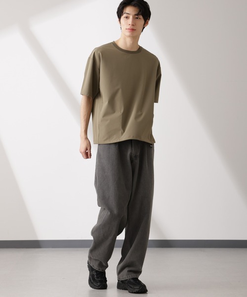 NANO universe（ナノユニバース）の「ライトウェイトストレッチ プルオーバー半袖(セットアップ可)（Tシャツ/カットソー・メンズ・ブラック/カーキ/チャコール・S/M/L）」の7枚目の写真