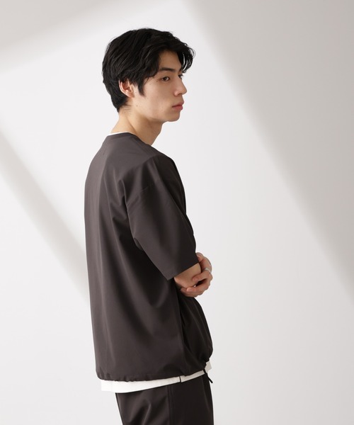 NANO universe（ナノユニバース）の「ライトウェイトストレッチ プルオーバー半袖(セットアップ可)（Tシャツ/カットソー・メンズ・ブラック/カーキ/チャコール・S/M/L）」の13枚目の写真