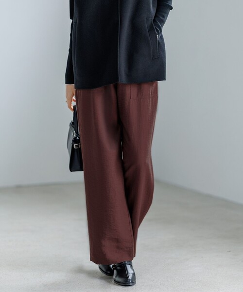 ICB(アイシービー)の「ワッシャーツイル ワイドストレートパンツ(その他パンツ・レディース・ライトオレンジ系/ベージュ系/グリーン系/ブラック系/マスタード/ブラウン系・40/42/44/46/48)」の3枚目の写真