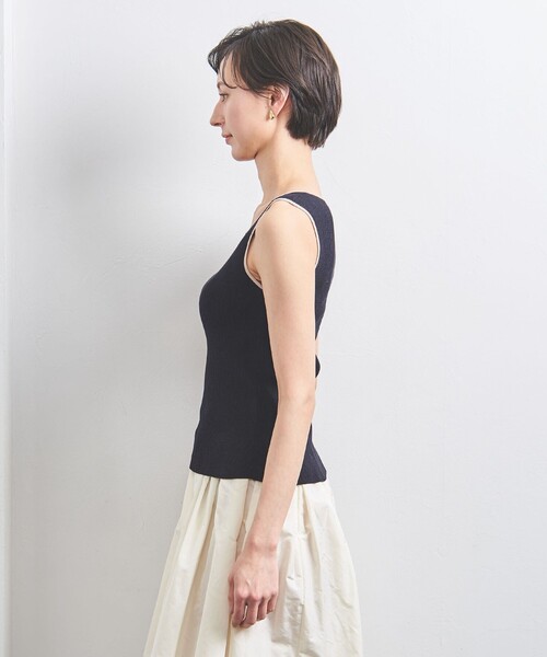 UNITED ARROWS（ユナイテッドアローズ）の「リブ スクエアネック ニットキャミソール（ニット/セーター・レディース・オフホワイト/ブラック/ダークブラウン/ベージュ/ネイビー・FREE）」の10枚目の写真