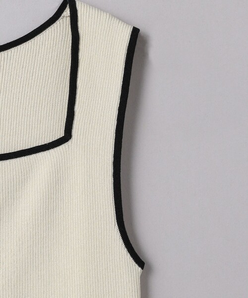 UNITED ARROWS（ユナイテッドアローズ）の「リブ スクエアネック ニットキャミソール（ニット/セーター・レディース・オフホワイト/ブラック/ダークブラウン/ベージュ/ネイビー・FREE）」の15枚目の写真