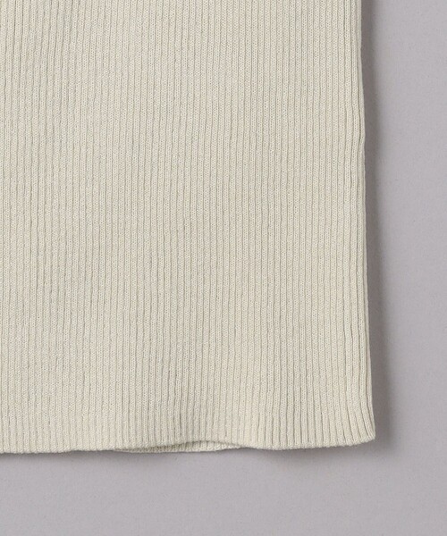 UNITED ARROWS（ユナイテッドアローズ）の「リブ スクエアネック ニットキャミソール（ニット/セーター・レディース・オフホワイト/ブラック/ダークブラウン/ベージュ/ネイビー・FREE）」の16枚目の写真